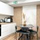 A3 - Queen Double Room - Warsaw City Haven - Two Shared Bathrooms, Warschau - Foto 2