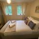 Lovely 2 Dbl bed apartment near Heaton Park and North Manchester Hospital with parking, Manchester - Photo 5