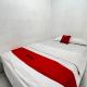 RedDoorz at Penginapan Bunda