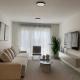 O&O - 2 BR Stylish & Modern Apartment Bat Jam - Fotografie 6