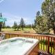 Spacious 4BR Private HOT TUB Eagle Crest Resort on Golf Course Redmond - Photo 2