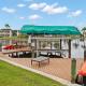 Pristine Waterfront Villa in Cape Coral with Lagoon Style Pool Spa and Boat Lift - Fotografie 4