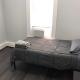 Private 2-bedroom with free parking and direct bus to NYC Manhattan only 2 blocks away, Linden (zdjęcie 2)