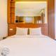 Restful and Minimalist Studio Transpark Cibubur Apartment By Travelio, Depok - Foto 8