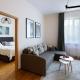 One bedroom Sunny Tallinn Street Apartment With Parking, Riga (foto 2)