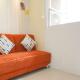 Modern and Classic 2BR at Green Pramuka City Apartment By Travelio, Jakarta - Fotografie 7