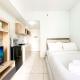 Comfy Studio Springlake Summarecon Bekasi Apartment By Travelio, Bekasi - Fotografie 1