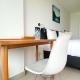Restful and Comfy Studio Enviro Apartment By Travelio, Cikarang - Foto 7