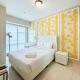 2BR with City and Pool View La Riz Supermall Mansion Apartment By Travelio Surabaya - Foto 1