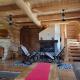 Cabana lemn rotund cu ciubar de închiriat Bucovina Chalet, Valea Moldovei - Fotografie 9
