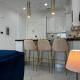 ASHRI Luxurious Apartment in Arjan near Miracle Gardens, Dubái - Foto 5