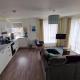 Number 10 Stunning Apartment, Fantastic Location! Free secure parking
