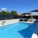 Duplex house Angela with private heated pool, Privlaka (Brevilacqua) (foto 2)