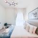 1BR Downtown Apt Walk to Dubai Mall & Burj, Dubai - Photo 4