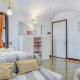1 Bedroom Stunning Apartment In Genova - Photo 4