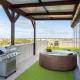 SkyPenthouse & SPA with FREE Parking