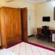 Double Room With Sitting Area Accra - Photo 4