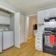 High Point Townhome with Patio, 1 Mi to Main Street!, High Point (fotografie 10)