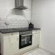 Cosy bedroom with private bathroom ensuite in London Canary Wharf E14 only 1 stop to Excel and O2 for short or long let in London Canary Wharf, less than an hour from Heathrow, Stansted and Gatwick airport, Londýn - Fotografie 5