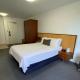Ocean Beach Hotel, Perth (photo 6)