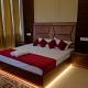 R Narayan pleasant Inn hotel, Gupta Kāshi - Foto 1
