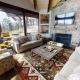 Bobcat Peak - Luxury Mountain Home - Hot Tub - Secluded - WiFi - Washer - Dryer - Amazing Views, Red River (foto 7)