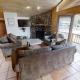 Ski View Chalet - WiFi - Fireplace - Washer - Dryer - Grill - Fire Pit, Red River (foto 3)