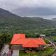 Waterfront Villa with Infinity Pool & BBQ Grill at Pune by StayVista, Mulshi - Foto 3