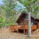 Log Cabin w Loft, Hot Tub, Deck, Fire Pit, & WiFi, Great Cacapon - Fotografie 8