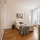 The Best Rent - Splendid three-bedroom apartment near the Trevi Fountain, Rome - Photo 9