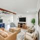 Van Vacation Retreat with Private 300-Acre Lake!, Van