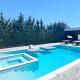 Olivujoj Villajoj - Deluxe Villa with Detached Pool House