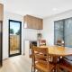 Ventura Haven Townhouse with Parking and Patio, Окленд - Фото 2