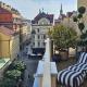 Terrace in Old Town - Castle & Cathedral View, Bratislava - Foto 2