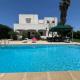 Luxurious villa with pool and beach access