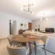 Chic 2BR Apartment with Balcony, Athen - Foto 5