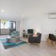 Stylish and Spacious, Downtown Mount Maunganui - Fotografie 4