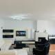 S's Apartament in Tirana, Тирана - Фото 1