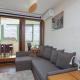Cozy Apartment with Terrace Room near Warszawa Zachodnia by Noclegi Renters, Varsavia - Foto 1