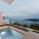 Charming Santorini Suite Yagos Suite 1 Bedroom Min Children Age 12 Years Private Furnished Balcony With Hot Tub Overlooking The Sea, Oia - Fotografie 5