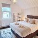 Stunning Luxury Spacious Holiday Home - 5 Bedrooms - Rest & Recharge in Manchester, Manchester - Photo 7