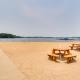 Chippewa Lake Cottage with Fire Pit!, Chippewa Lake