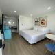 Single King Room, Lake City