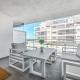 Beachfront apartment with balcony in Torrox Costa - Fotografie 3