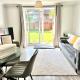 Central MK Home, Garden and Free Private Driveway Parking! 4 Beds Fully Equipped Train station 5 Mins, Milton Keynes (fotografie 2)