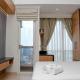 Cozy Living Studio at Menteng Park Apartment By Travelio Giacarta - Foto 9