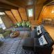 Cozy Chalet - Hot Tub with Meadow Views - Family & Pets, Fire Pit & BBQ, Arnold (foto 4)