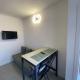 Renovated with two single beds, Milan - Photo 10