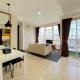 Spacious and Combined 2BR at Menteng Park Apartment By Travelio Dżakarta - Zdjęcie 1