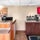 Red Roof Inn Indianapolis North - College Park - Photo 9